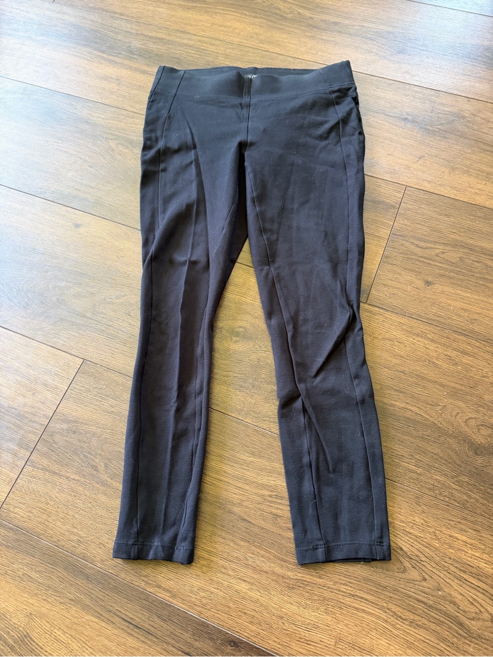 LOFT Black Cropped Ponte Knit Ankle Leggings